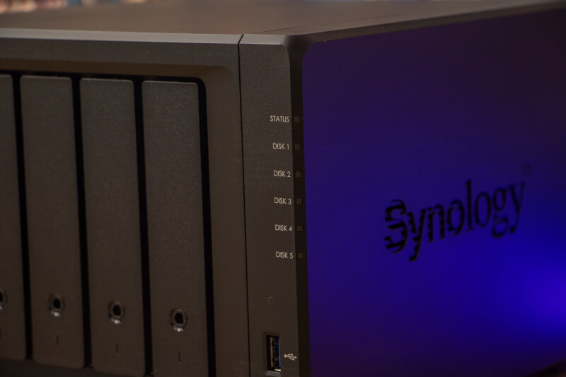 Synology Diskstation DS1520+ NAS server
